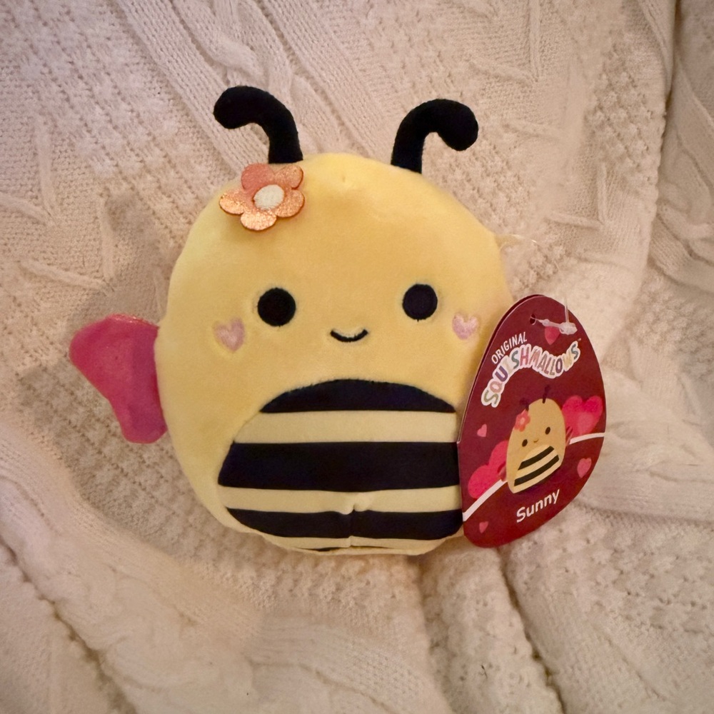 Sunny the Bee with Flower 5” Stuffed Plush